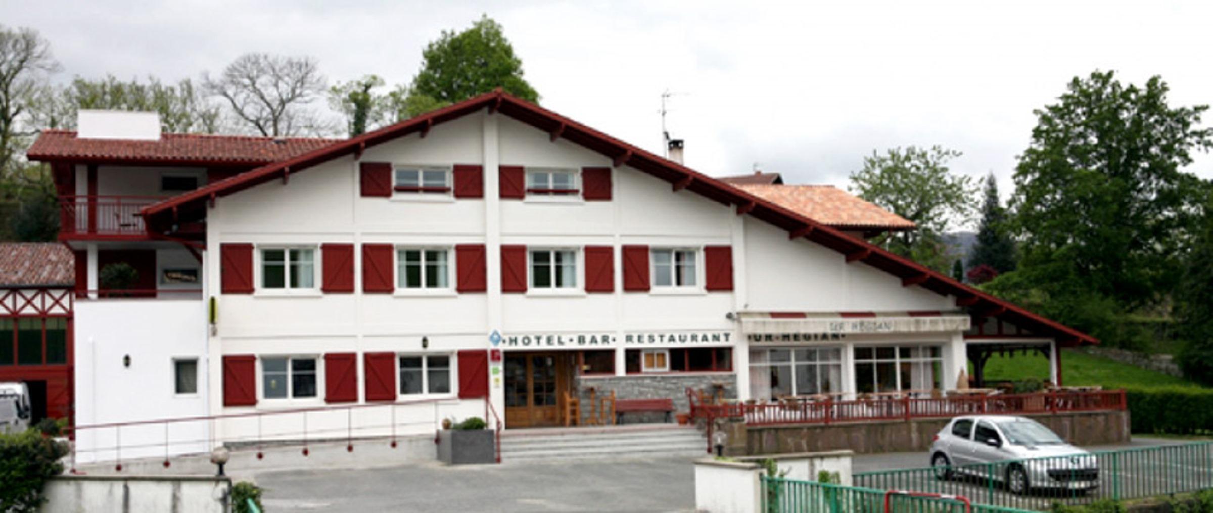 Logis Hotel Ur-Hegian Aïnhoa Exterior foto