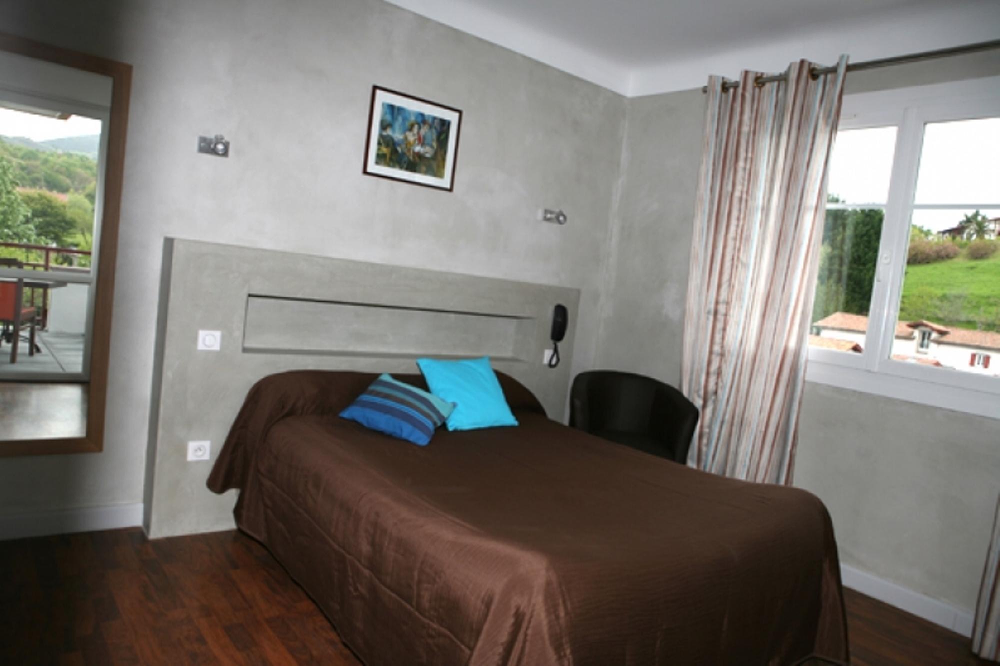 Logis Hotel Ur-Hegian Aïnhoa Exterior foto