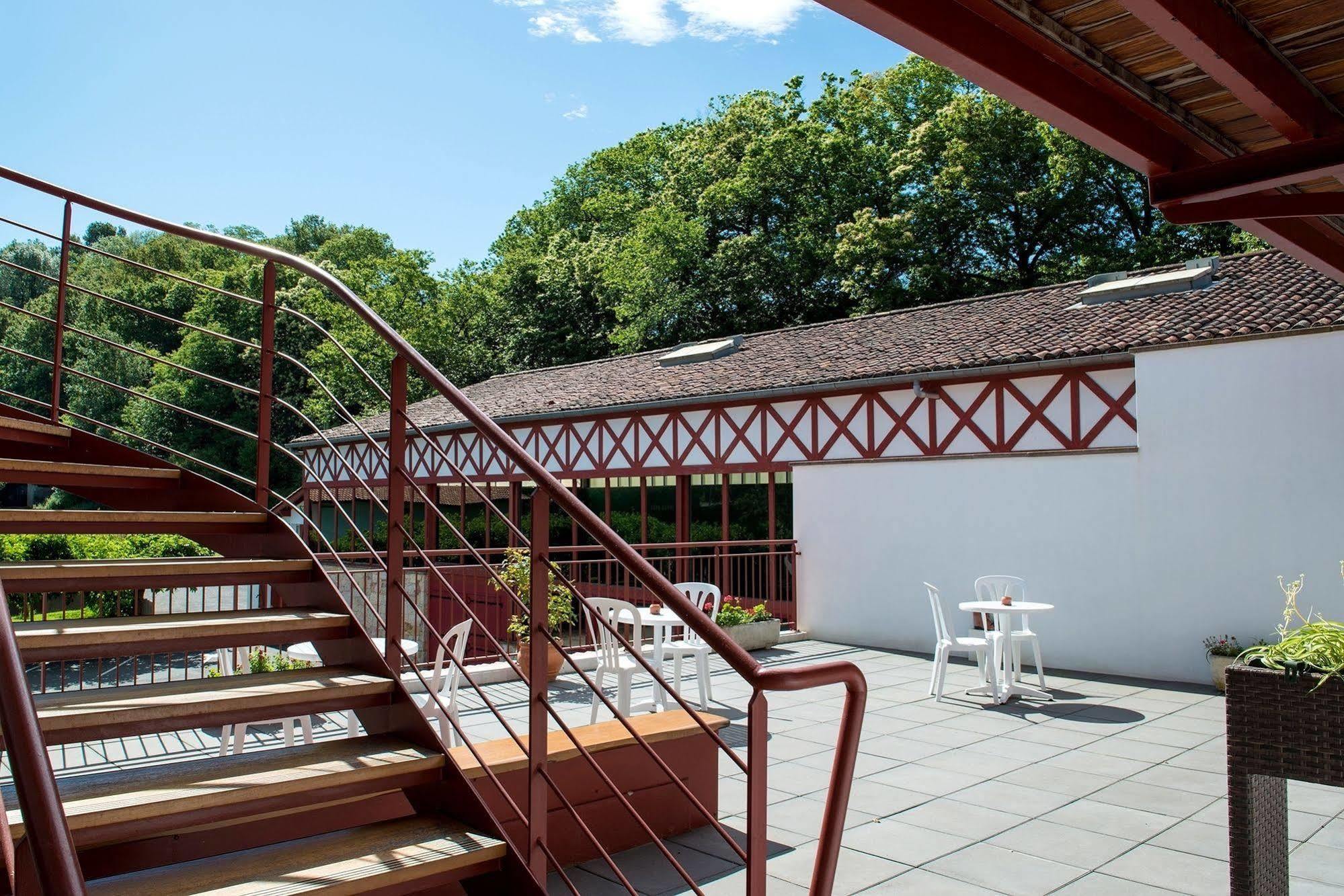 Logis Hotel Ur-Hegian Aïnhoa Exterior foto